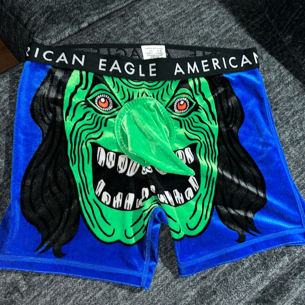 AMERICAN EAGLE GAG GIFT BOXERS